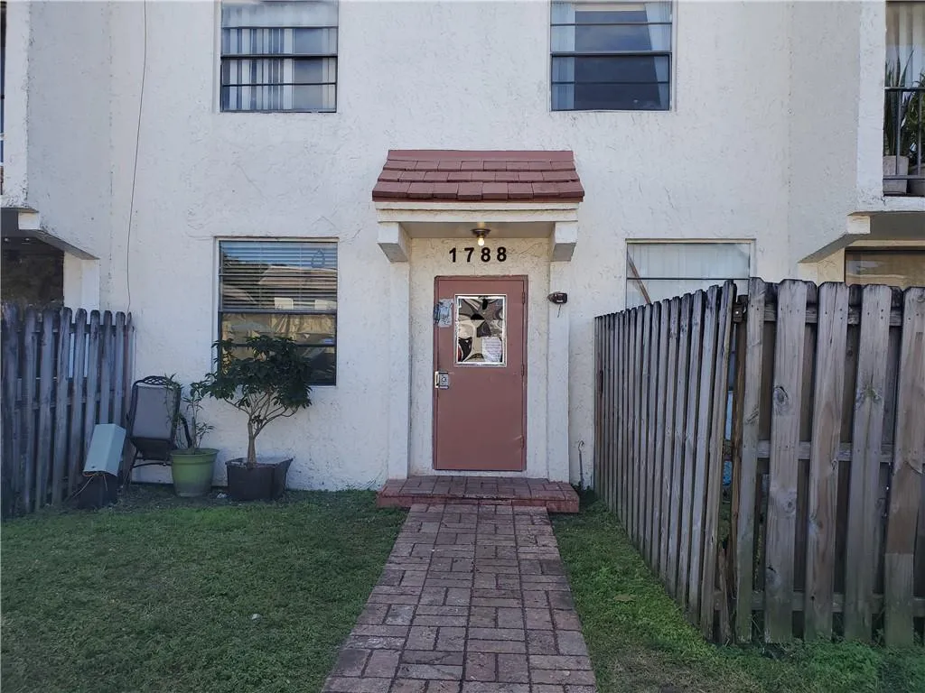 1788 NW 55th Ave Unit 204  