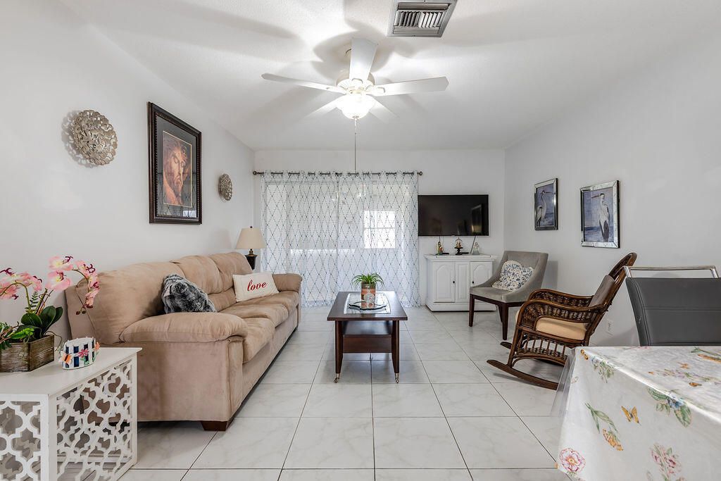 Photo of 2995 Crosley Drive W #E, West Palm Beach, FL 33415 (MLS # B26018638)