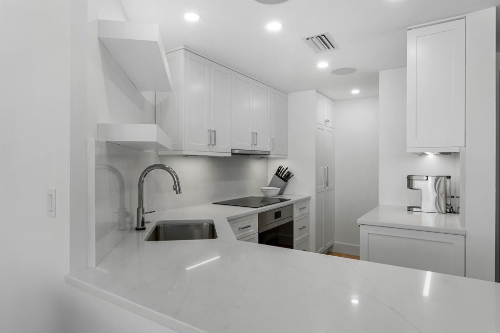 Photo of 1225 S Ocean Boulevard #604, Delray Beach, FL 33483 (MLS # R10953217)