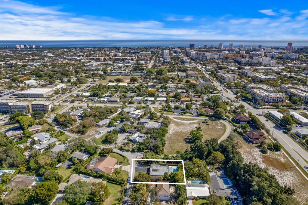 Photo of 486 NW 1st Street, Boca Raton, FL 33432 (MLS # R11164145)