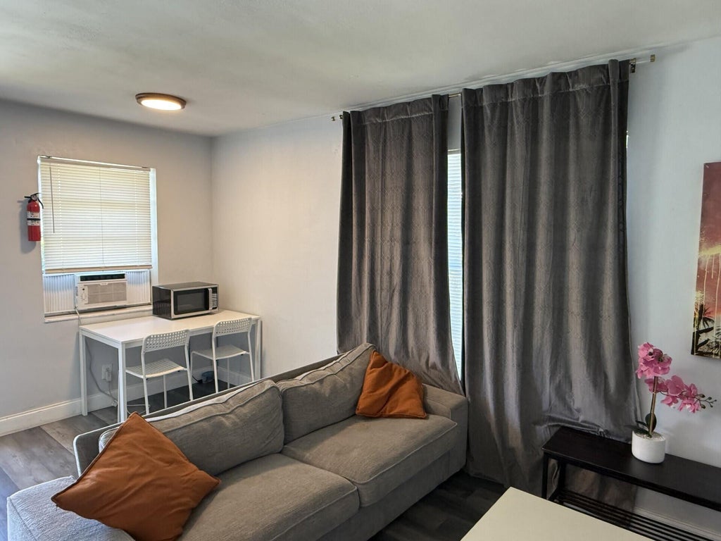 Photo of 131 E 27th Street #5, Riviera Beach, FL 33404 (MLS # B26058980)