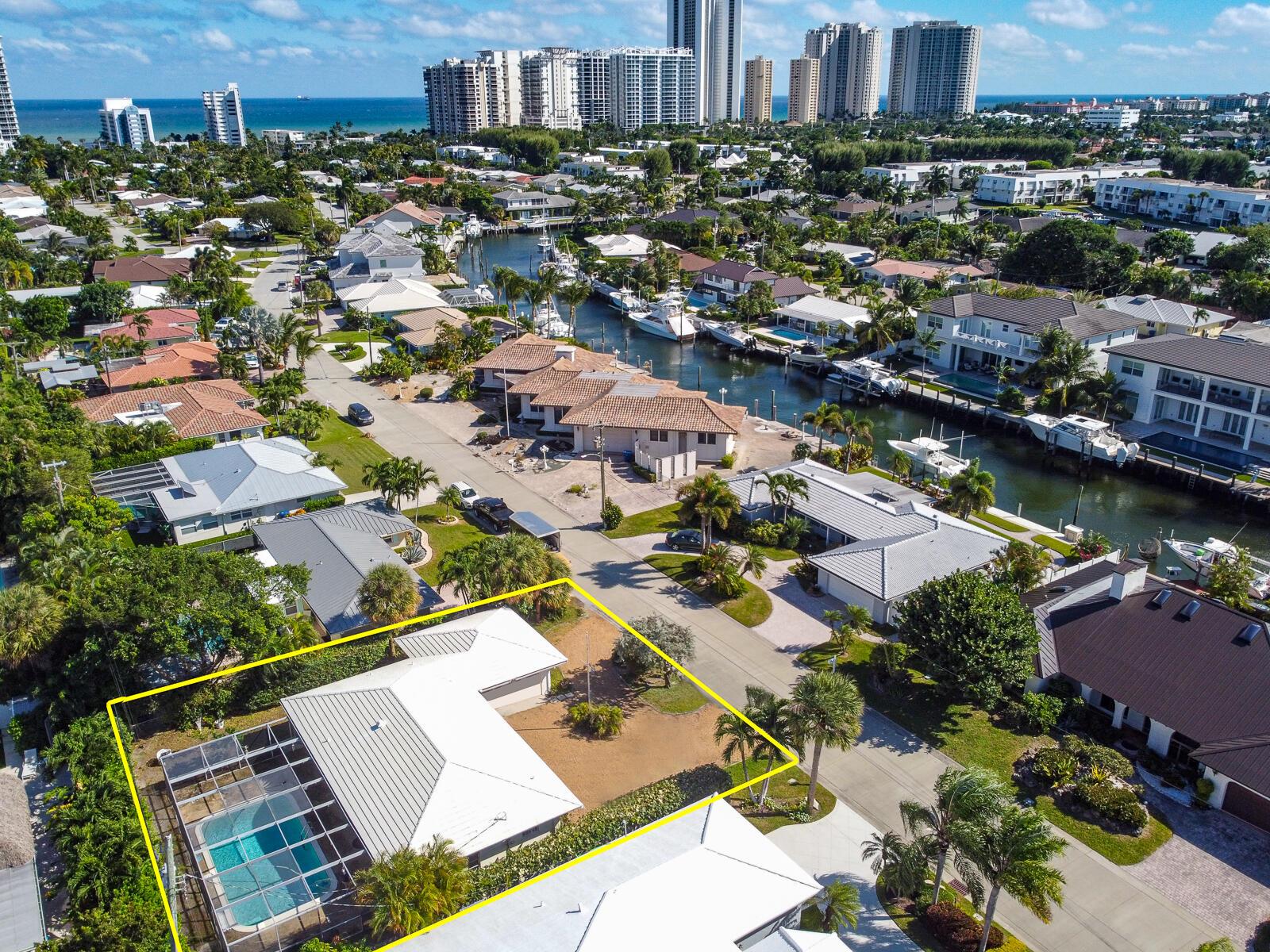 Yacht Harbor Manor - Residential