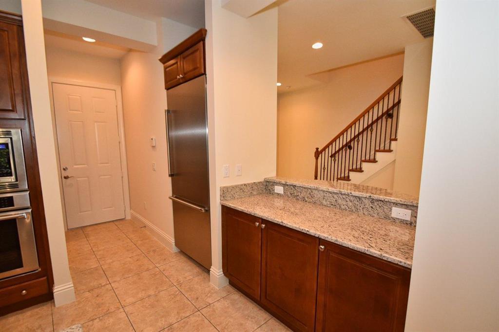 Mariner Court Condo - Residential