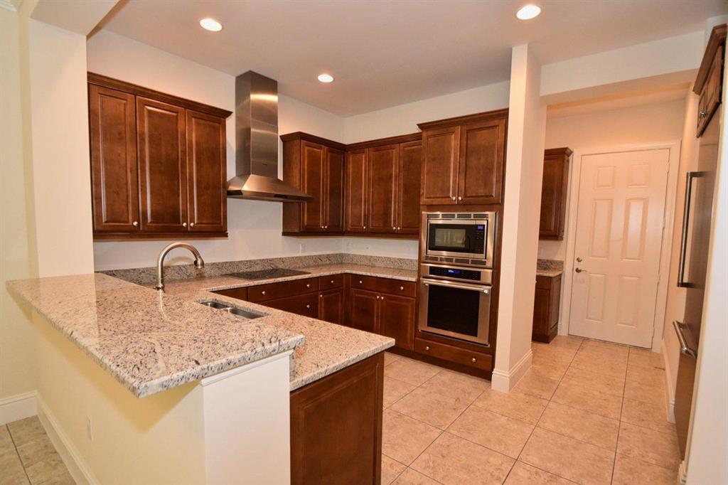 Mariner Court Condo - Residential