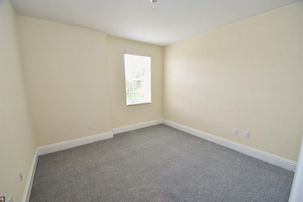 Mariner Court Condo - Residential