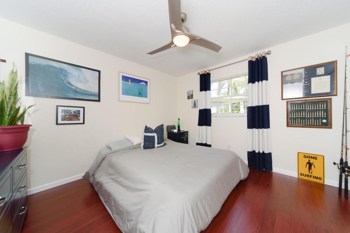 BOCA RATON SQUARE UNIT 19 - Residential Lease