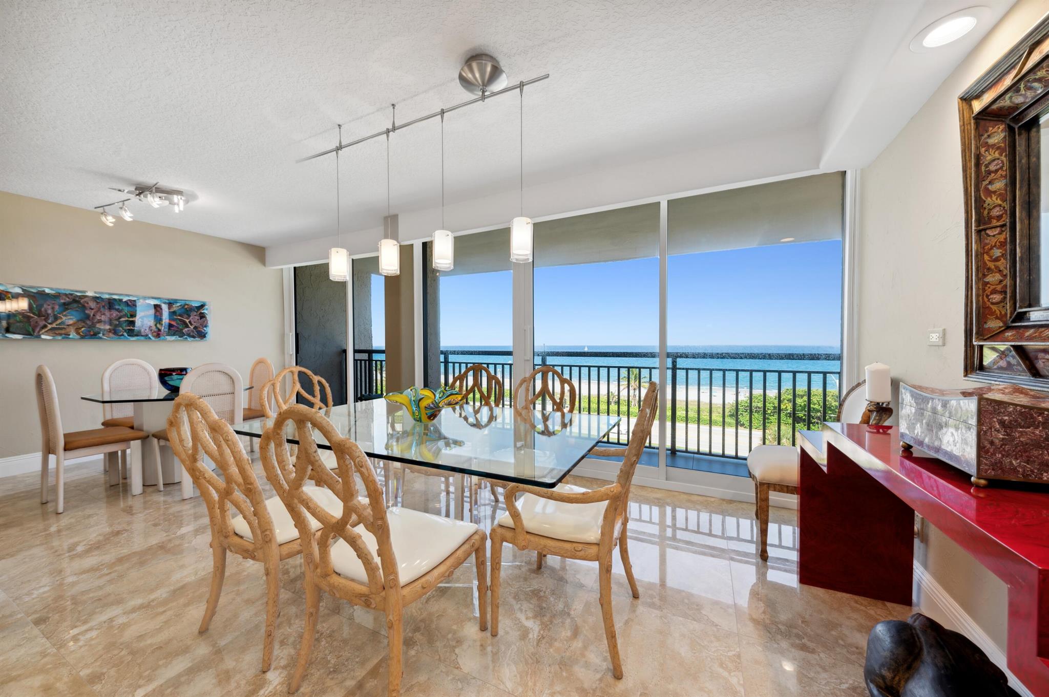 YACHT & RACQUET CLUB OF B - Residential