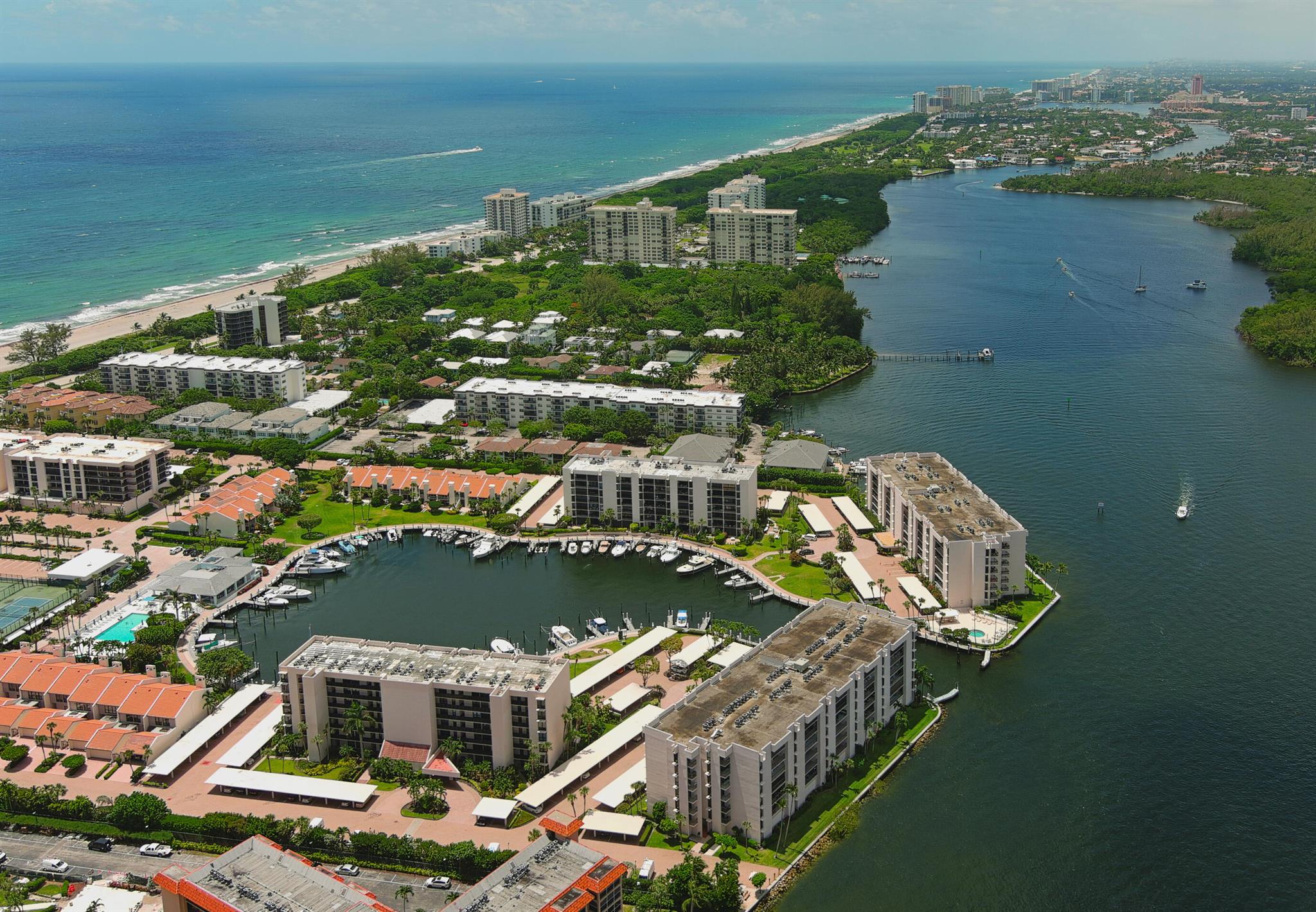 YACHT & RACQUET CLUB OF B - Residential