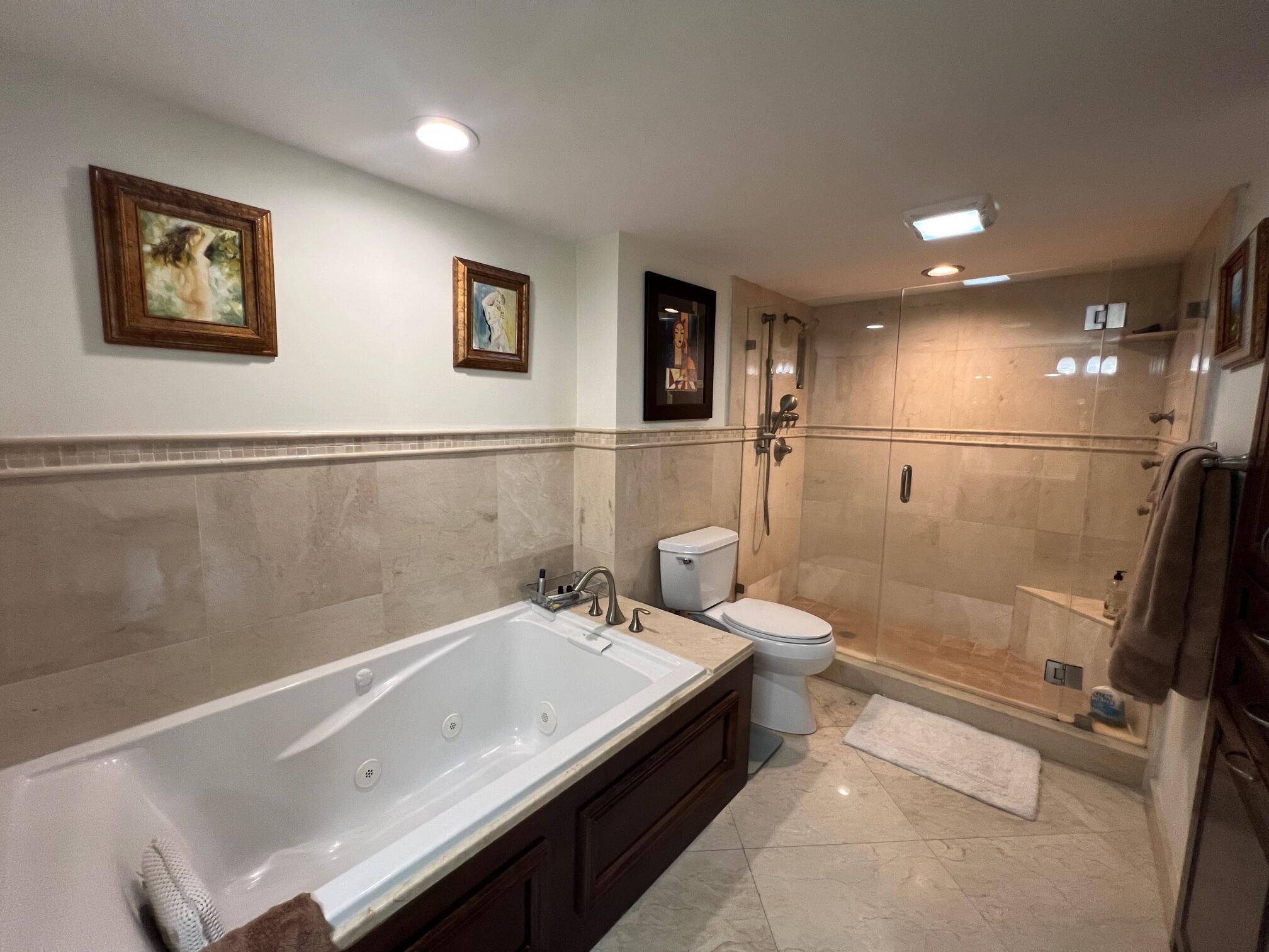 OCEANTREE CONDO - Residential