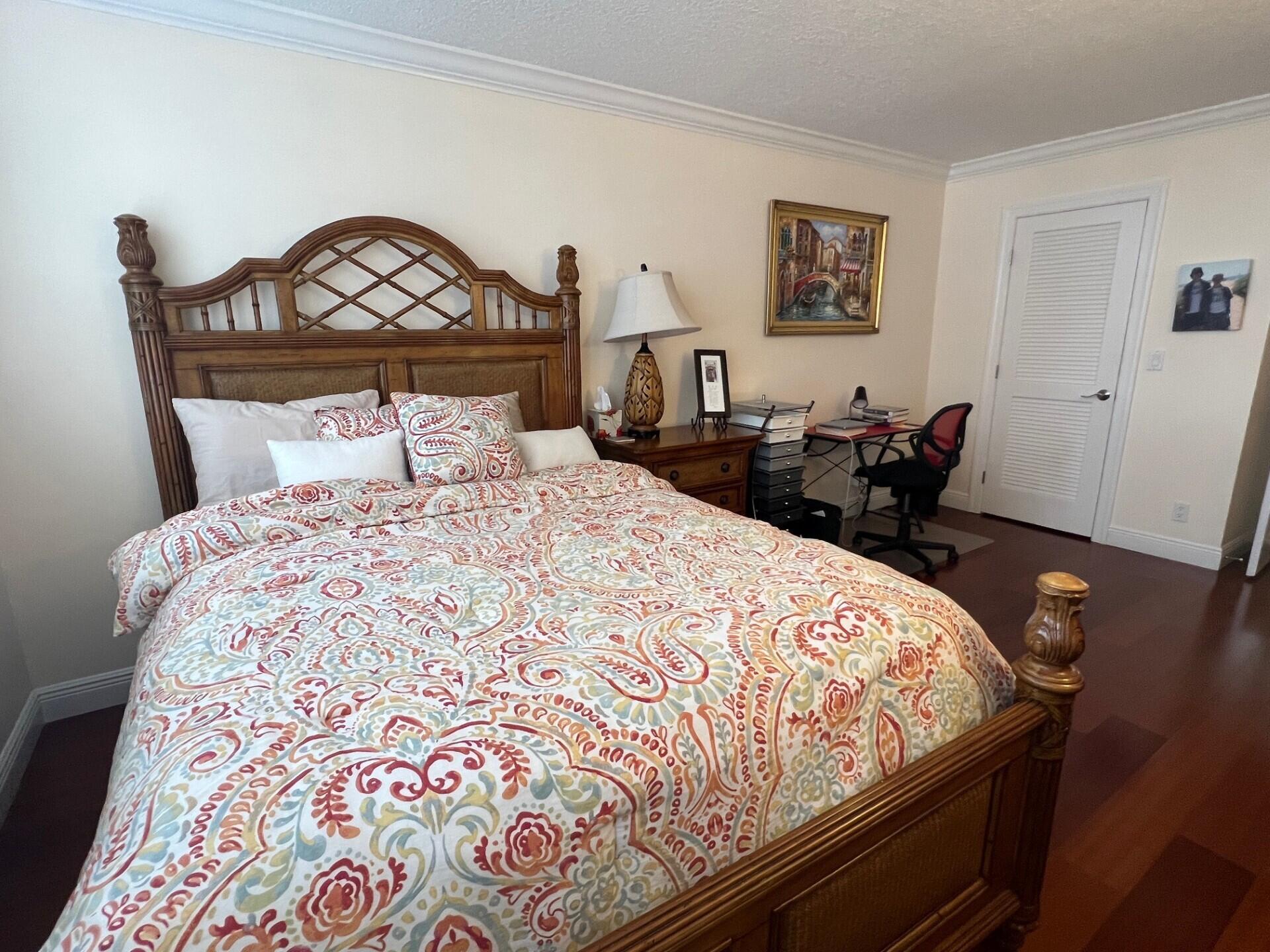 OCEANTREE CONDO - Residential