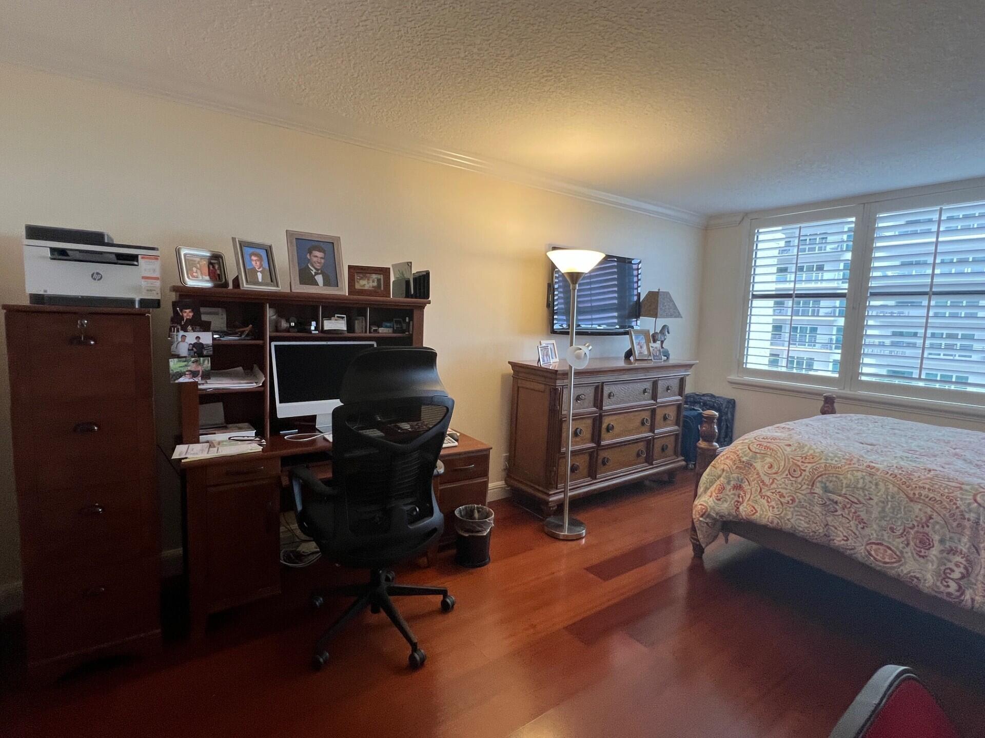 OCEANTREE CONDO - Residential