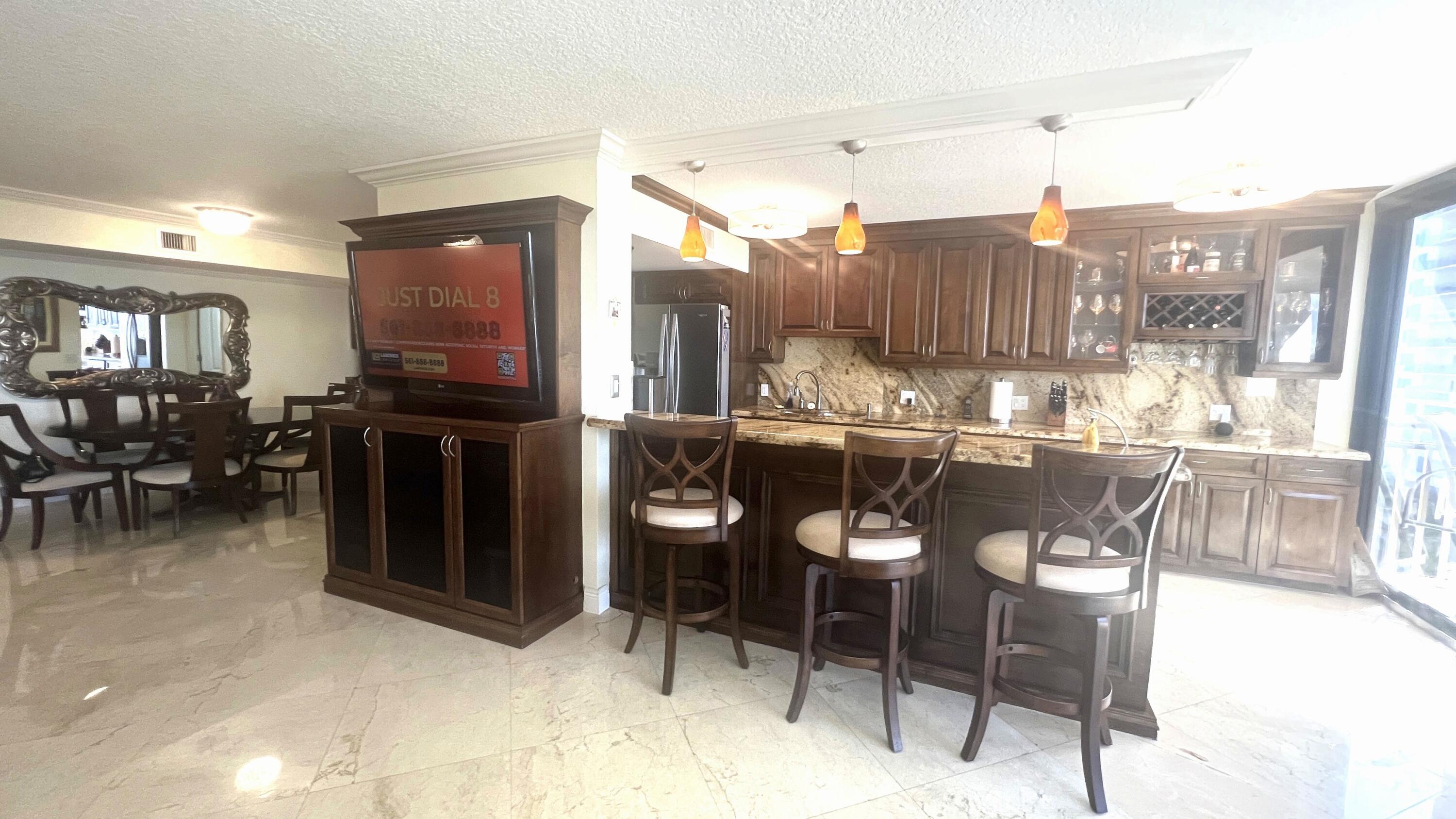 OCEANTREE CONDO - Residential