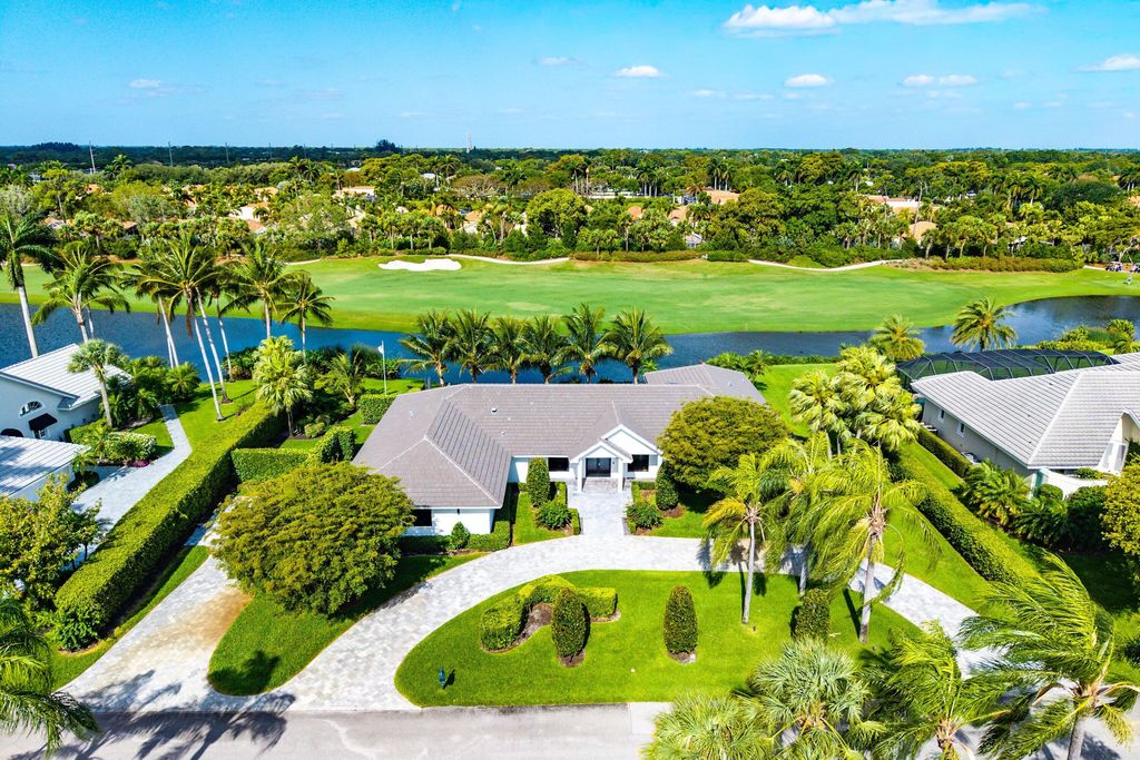 Photo of 10799 Spicewood Trail, Boynton Beach, FL 33436 (MLS # B26019447)