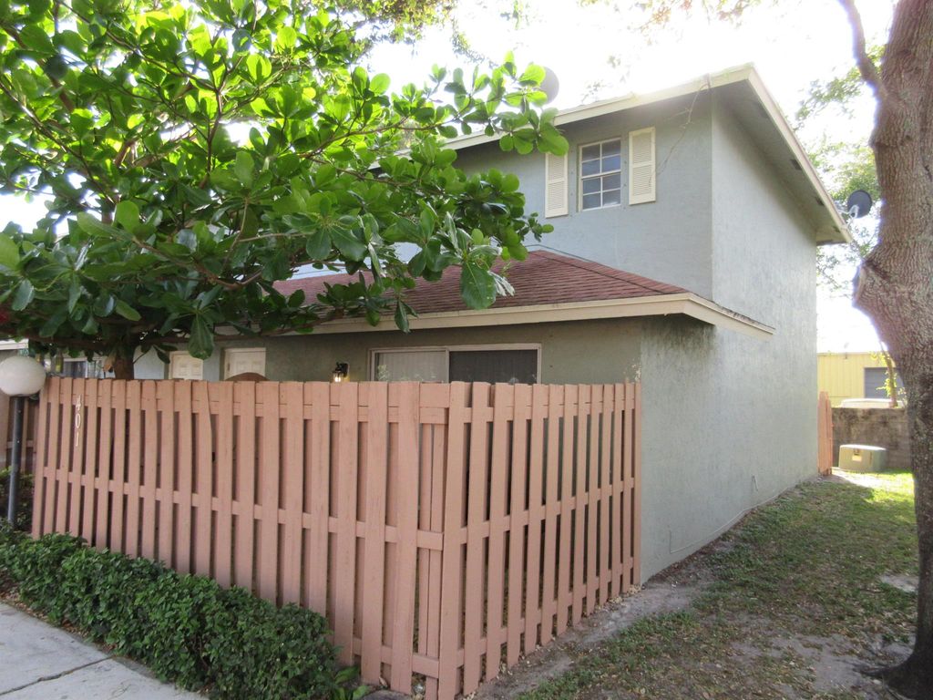 Photo of 401 W Cypress Way, Palm Springs, FL 33406 (MLS # R11133829)