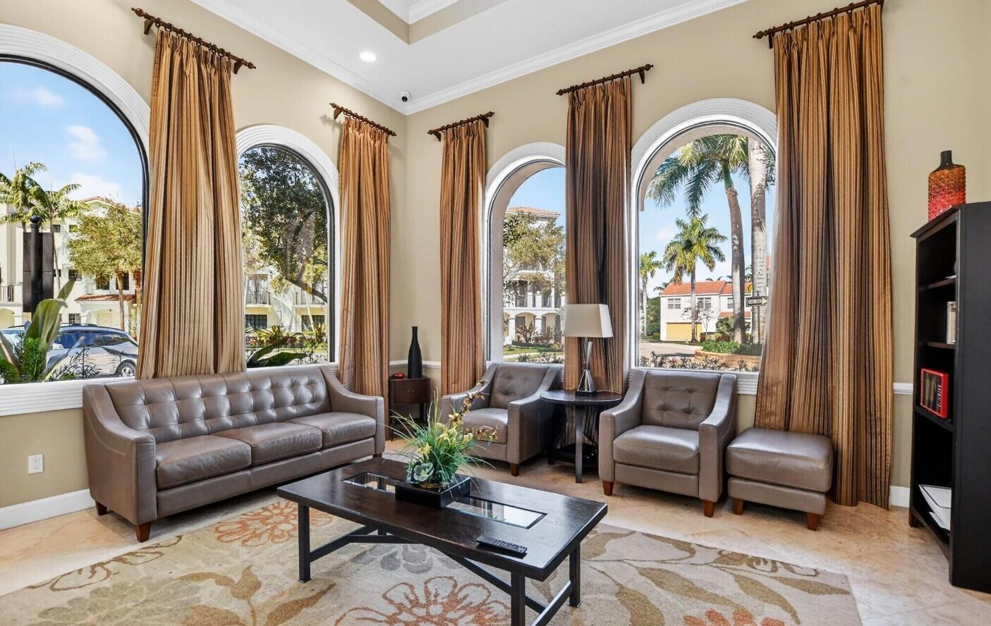 CENTRA BLUE LAKE TOWNHOMES - Residential