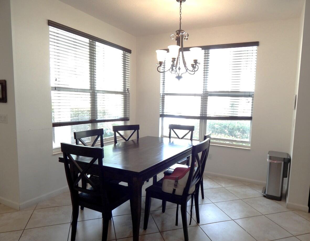 CENTRA BLUE LAKE TOWNHOMES - Residential