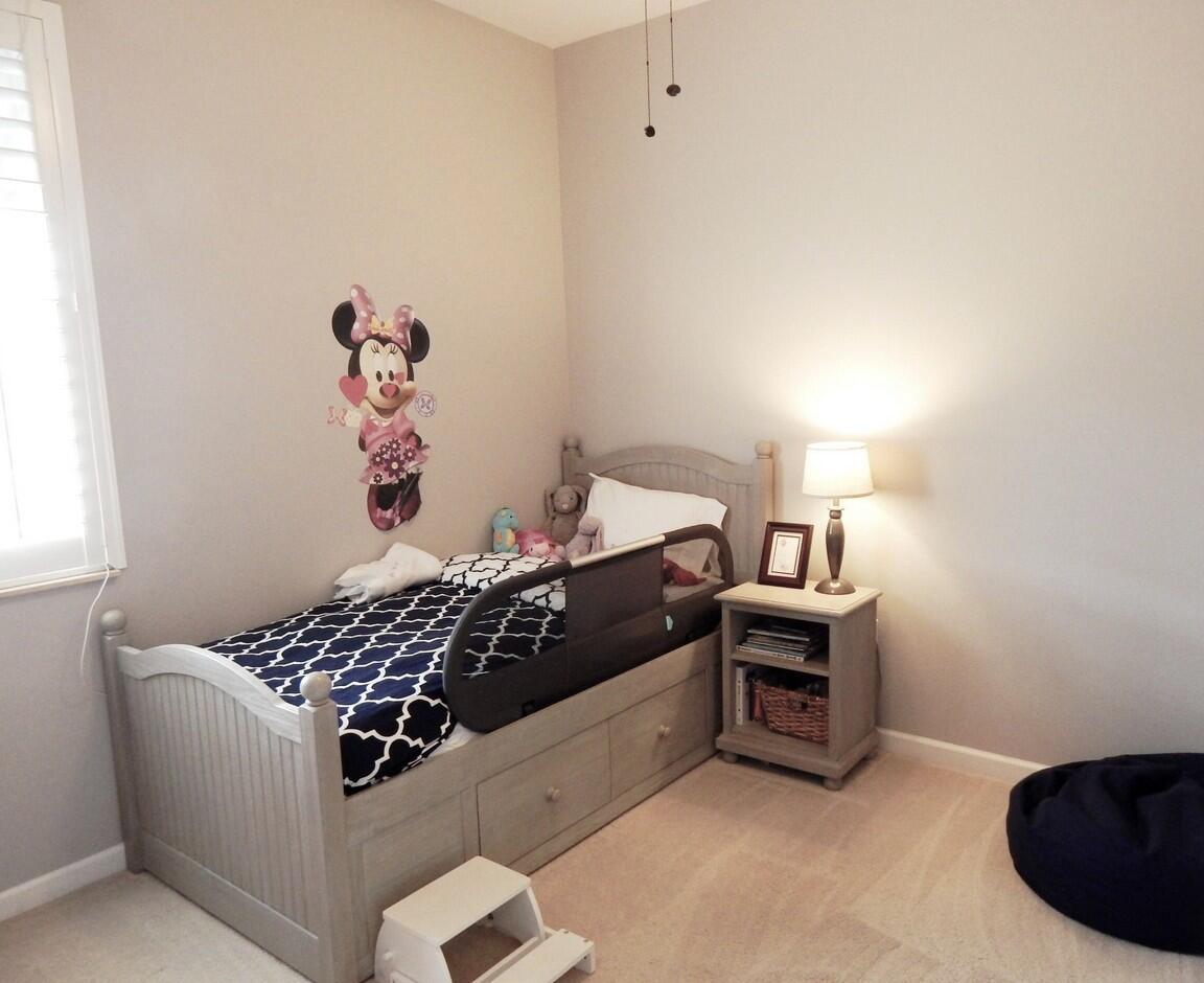 CENTRA BLUE LAKE TOWNHOMES - Residential