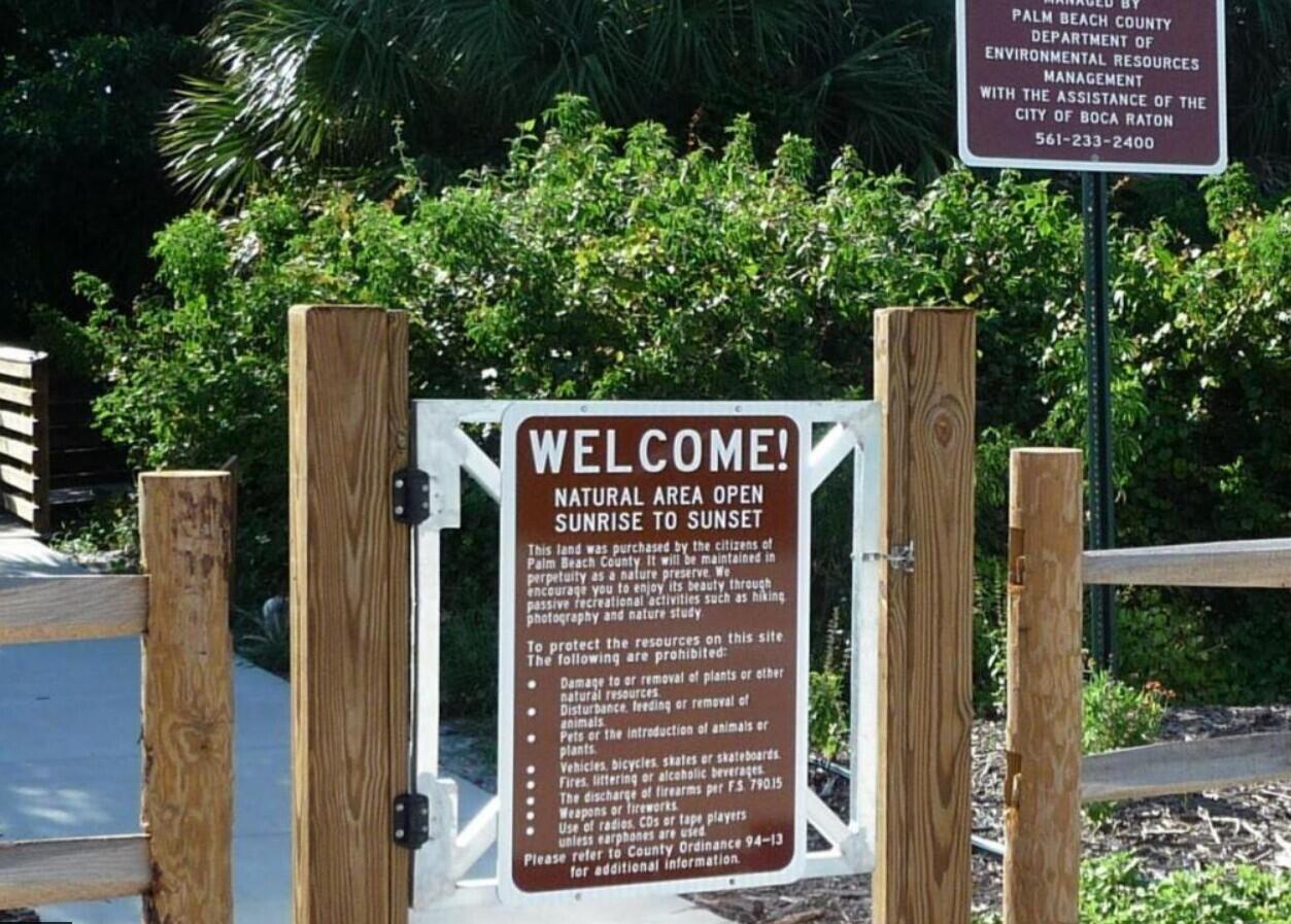 CENTRA BLUE LAKE TOWNHOMES - Residential