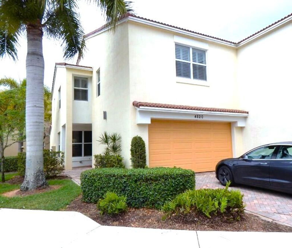 Photo of 4820 NW 16th Terrace, Boca Raton, FL 33431 (MLS # B26006781)