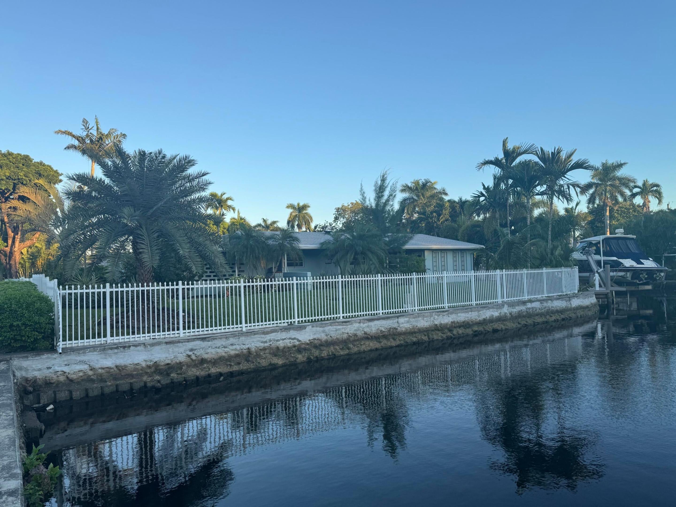 1744 W LAS OLAS Boulevard