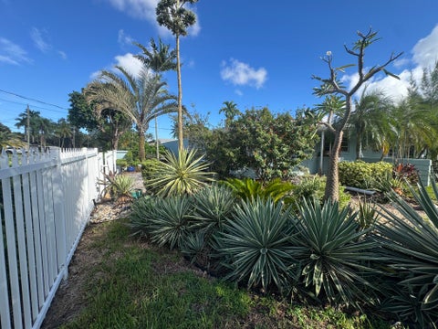 Tiny photo for 1744 W LAS OLAS Boulevard, Fort Lauderdale, FL 33312 (MLS # B26088666)