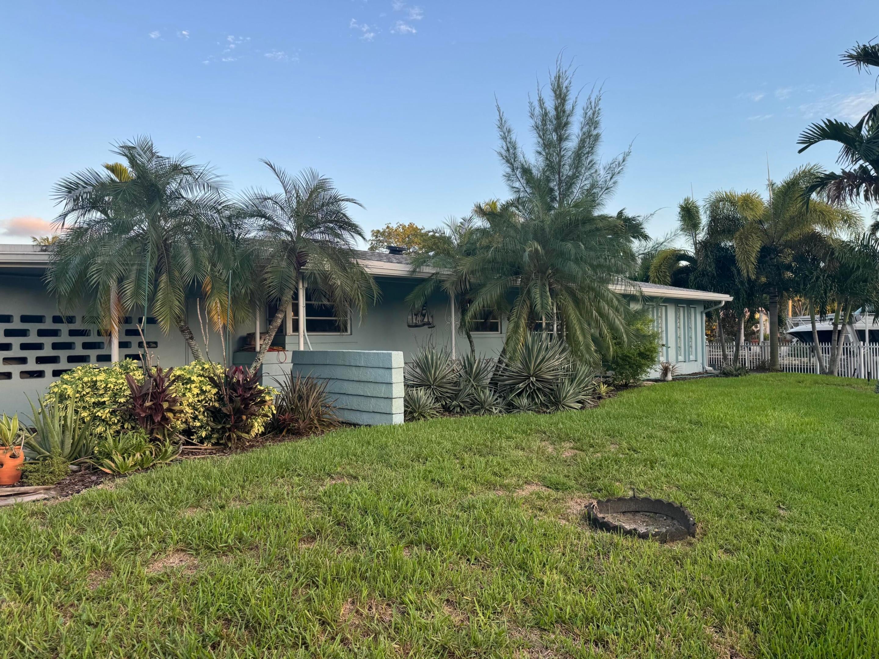 1744 W LAS OLAS Boulevard