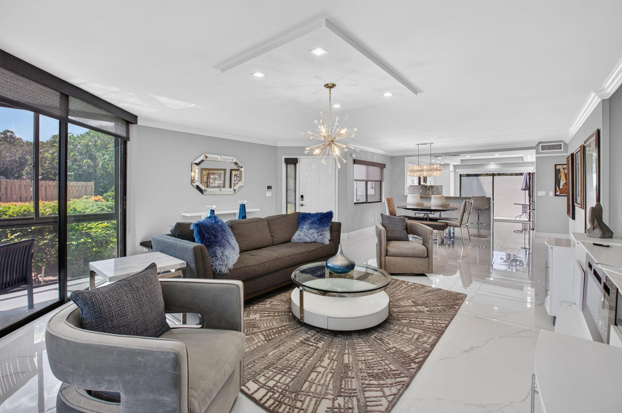 7338 CLUNIE Place 13702