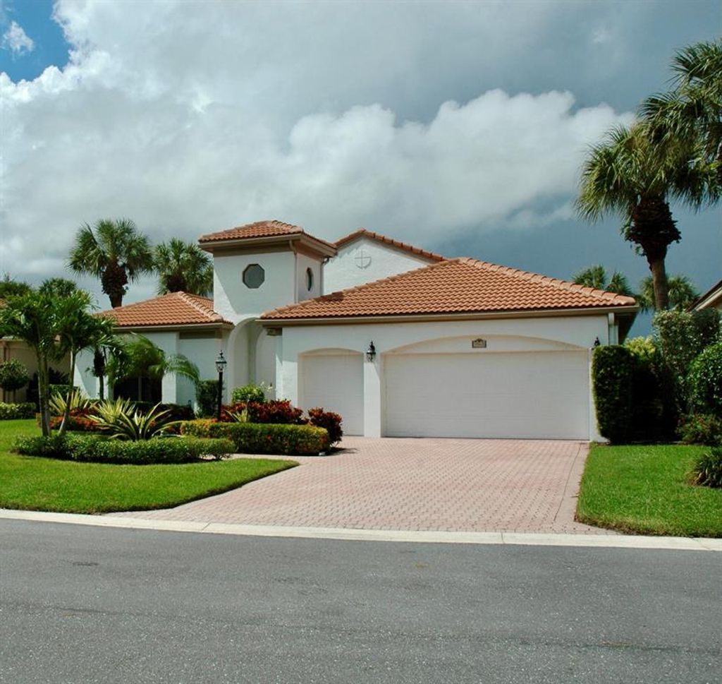 Photo of 3562 Lantern Bay Drive, Jupiter, FL 33477 (MLS # R10747930)