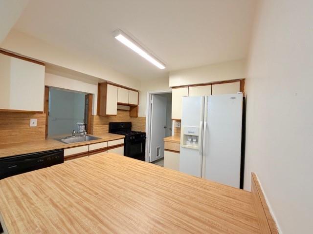 Sunrise Golf Village Sec - Residential Lease