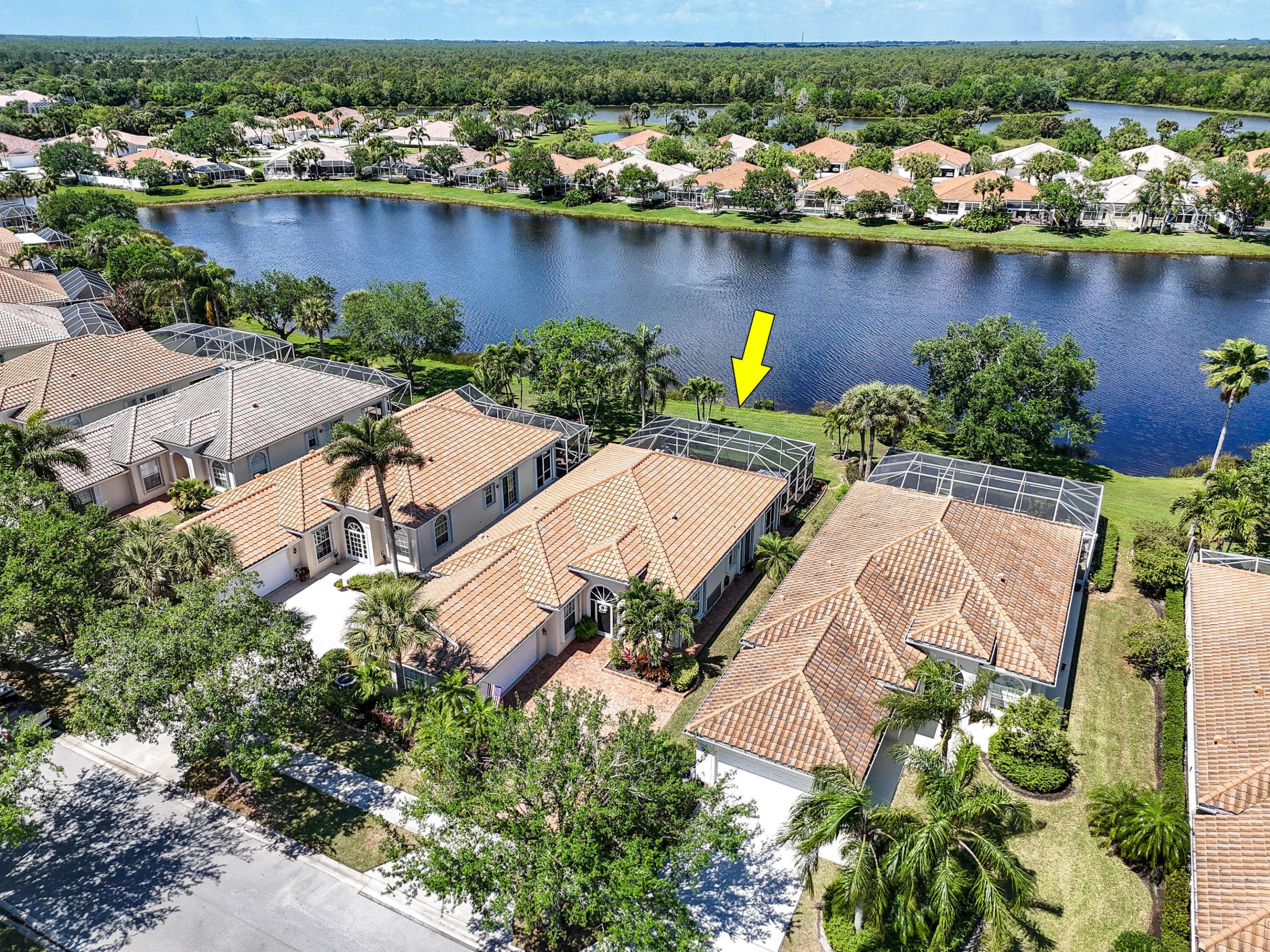 DOUBLE TREE - Residential