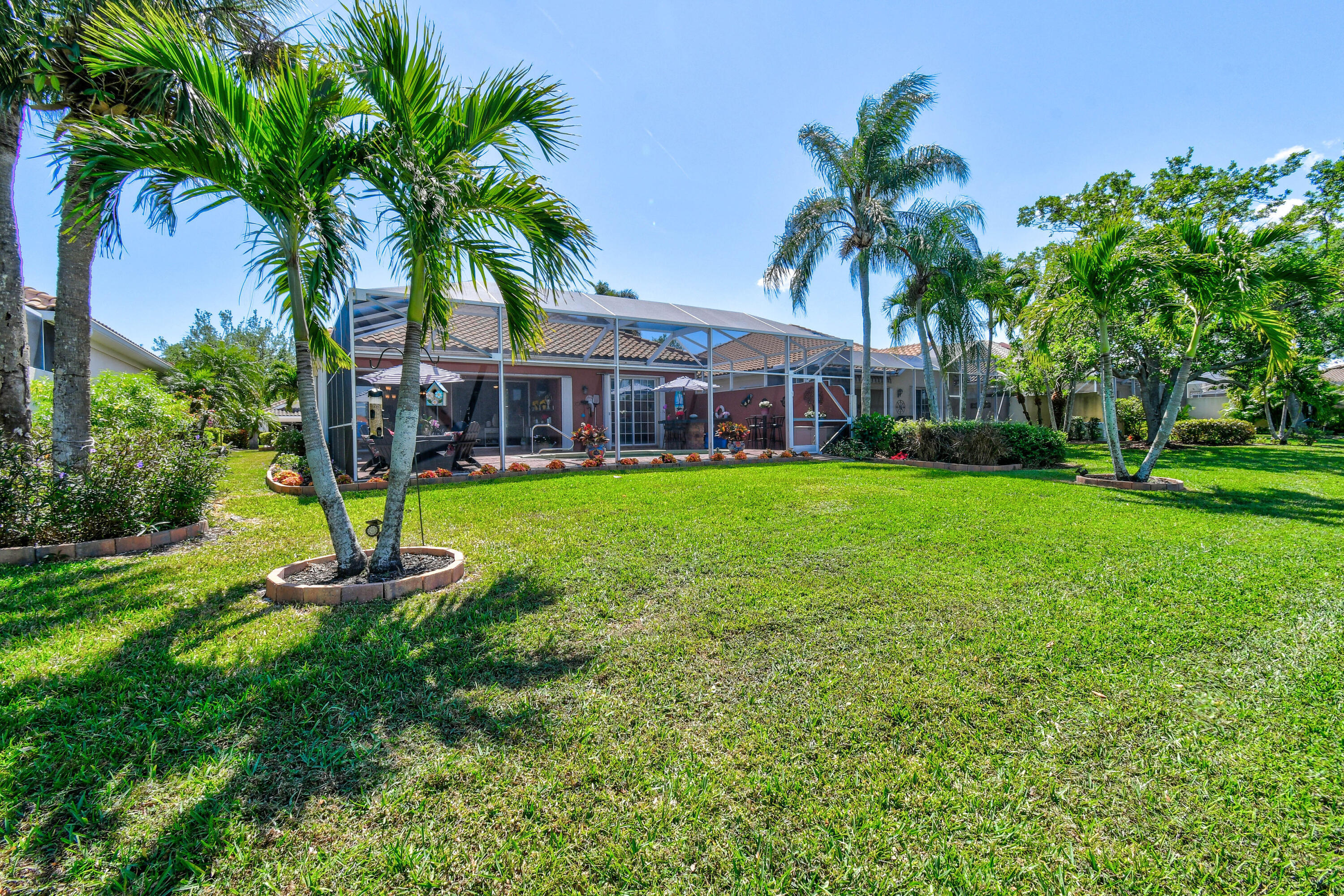 DOUBLE TREE - Residential