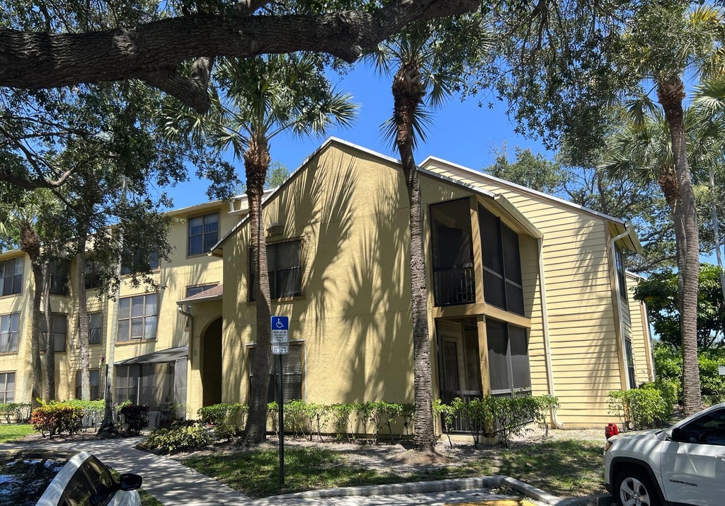 Photo of 2319 N Congress Avenue #16, Boynton Beach, FL 33426 (MLS # R10938983)