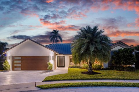 Photo of 843 NE Mulberry Drive, Boca Raton, FL 33487 (MLS # B26012639)