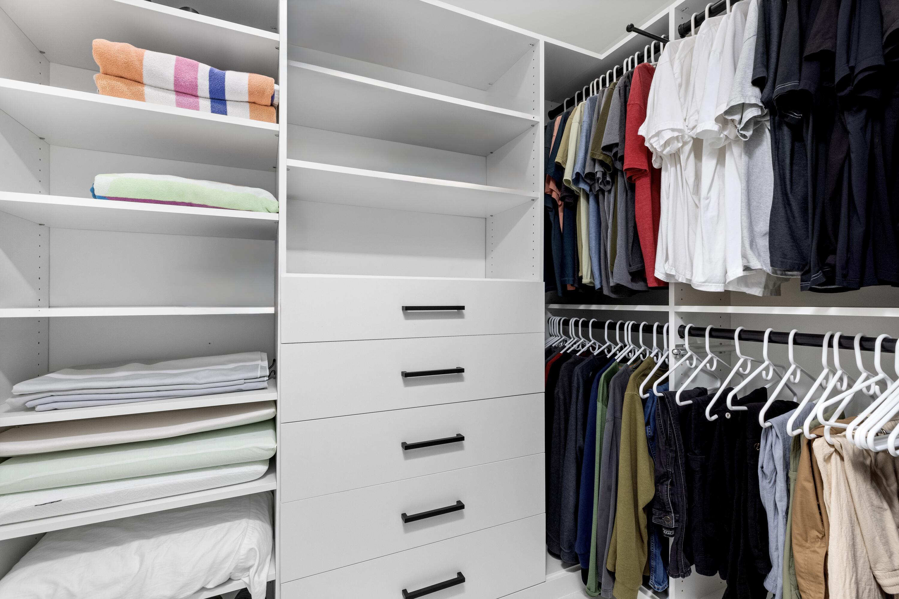 TROPIC ISLE 4TH SEC - Residential