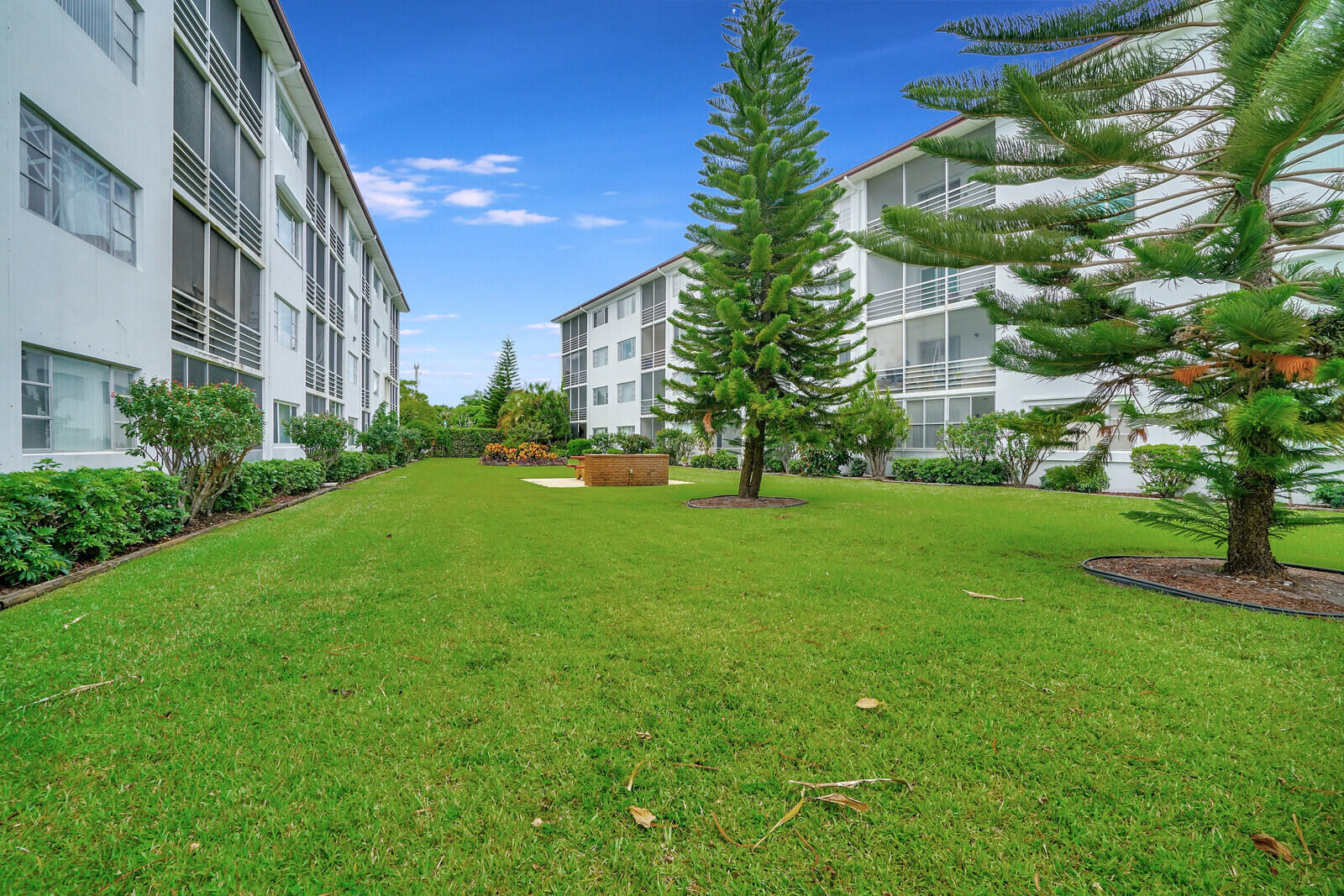 REGENCY SURF & RACQUET CLUB CONDO - Residential Lease