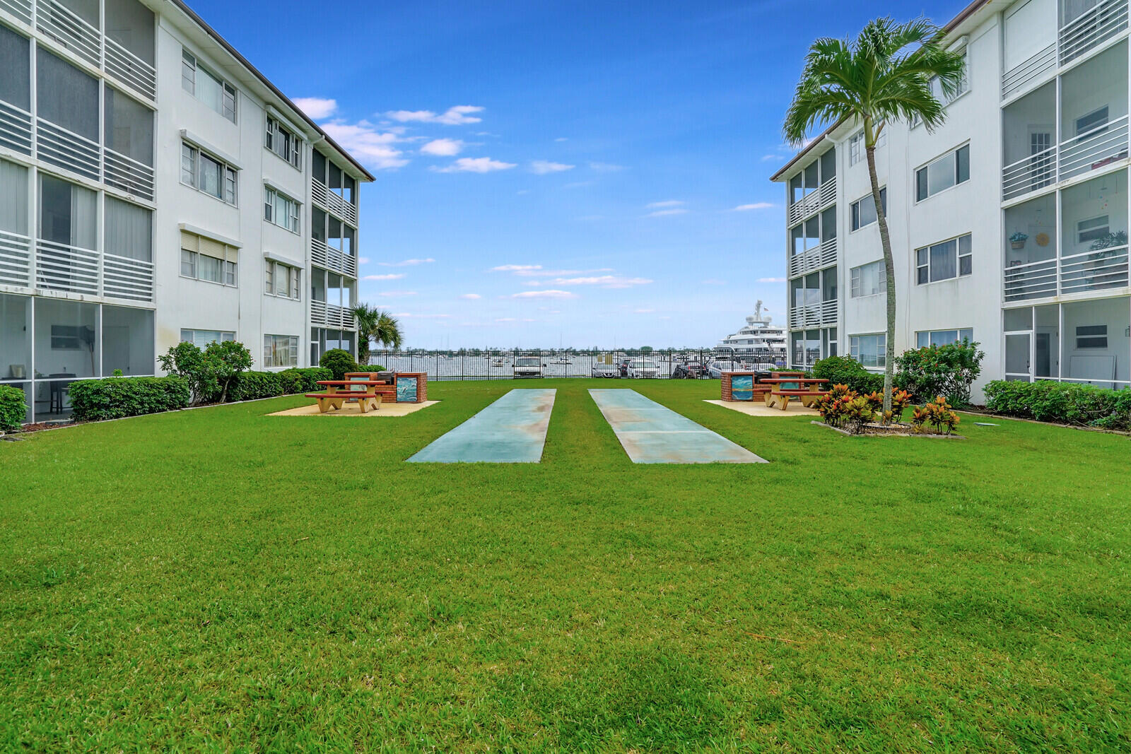 REGENCY SURF & RACQUET CLUB CONDO - Residential Lease