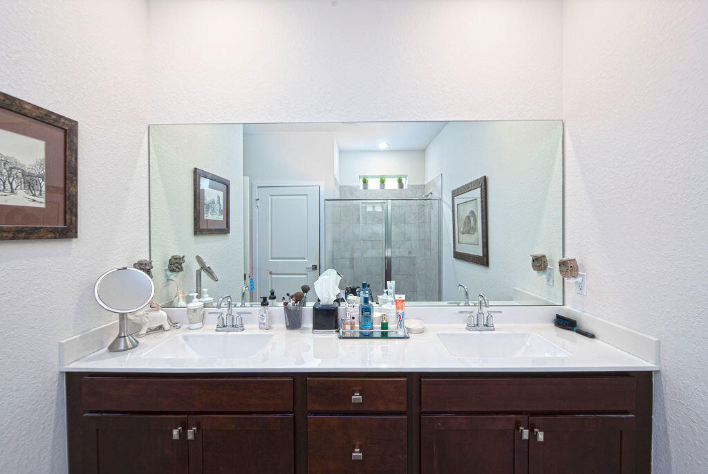 JENSEN VILLAGE - Residential