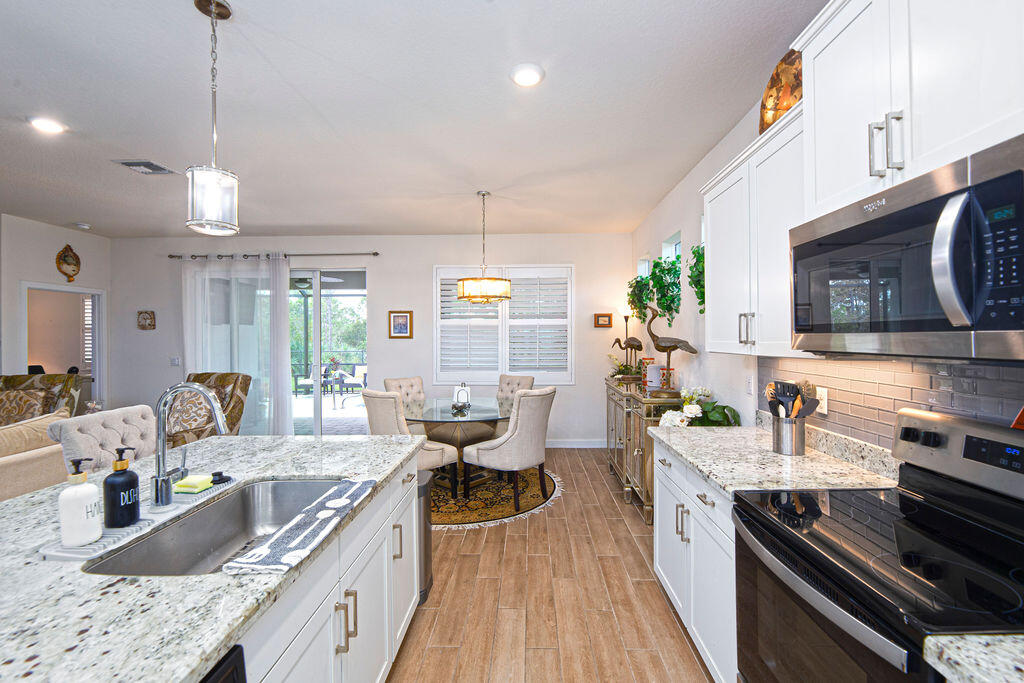 JENSEN VILLAGE - Residential