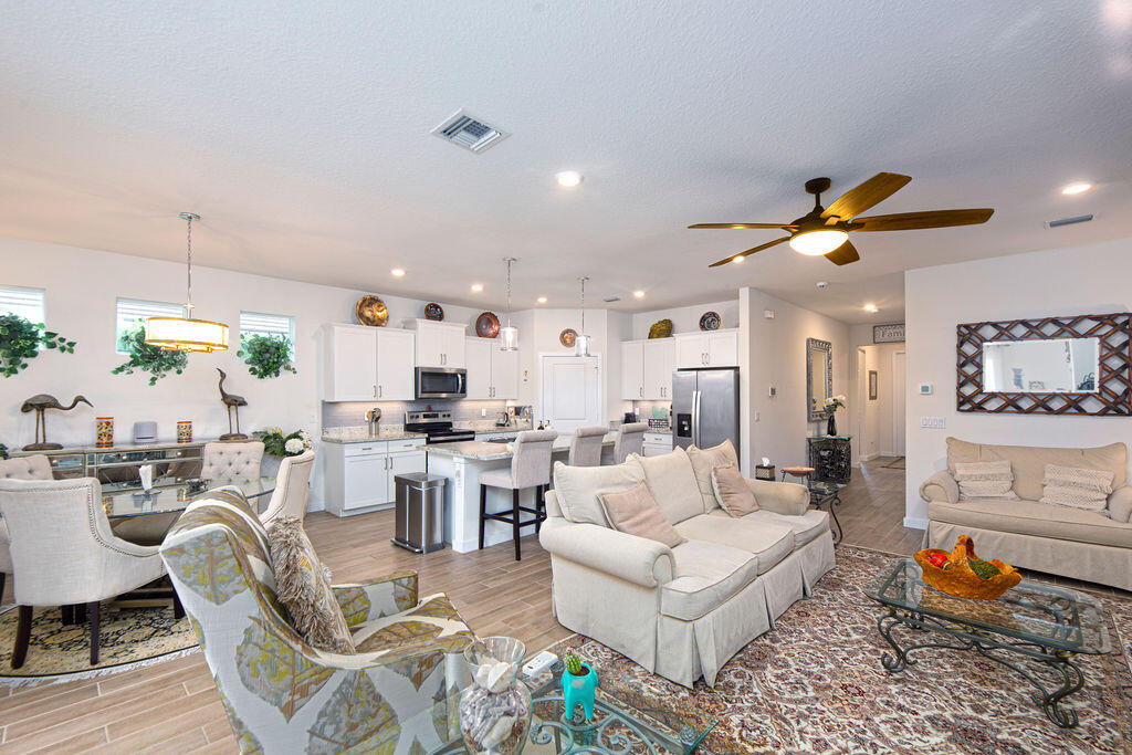 JENSEN VILLAGE - Residential