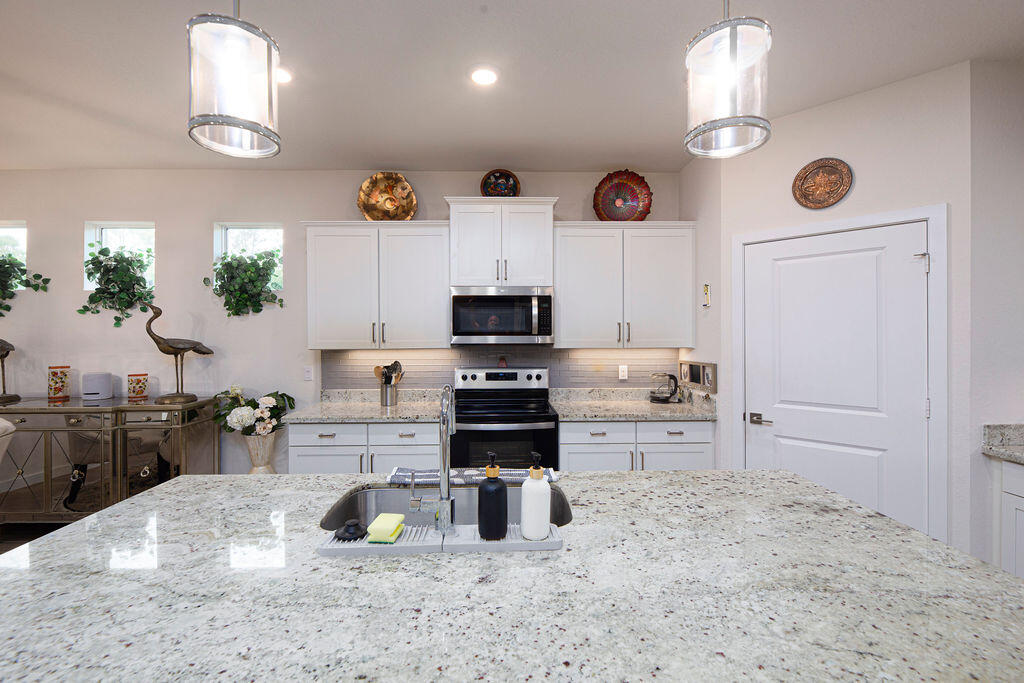 JENSEN VILLAGE - Residential