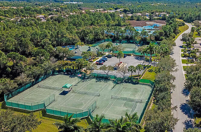 JENSEN VILLAGE - Residential