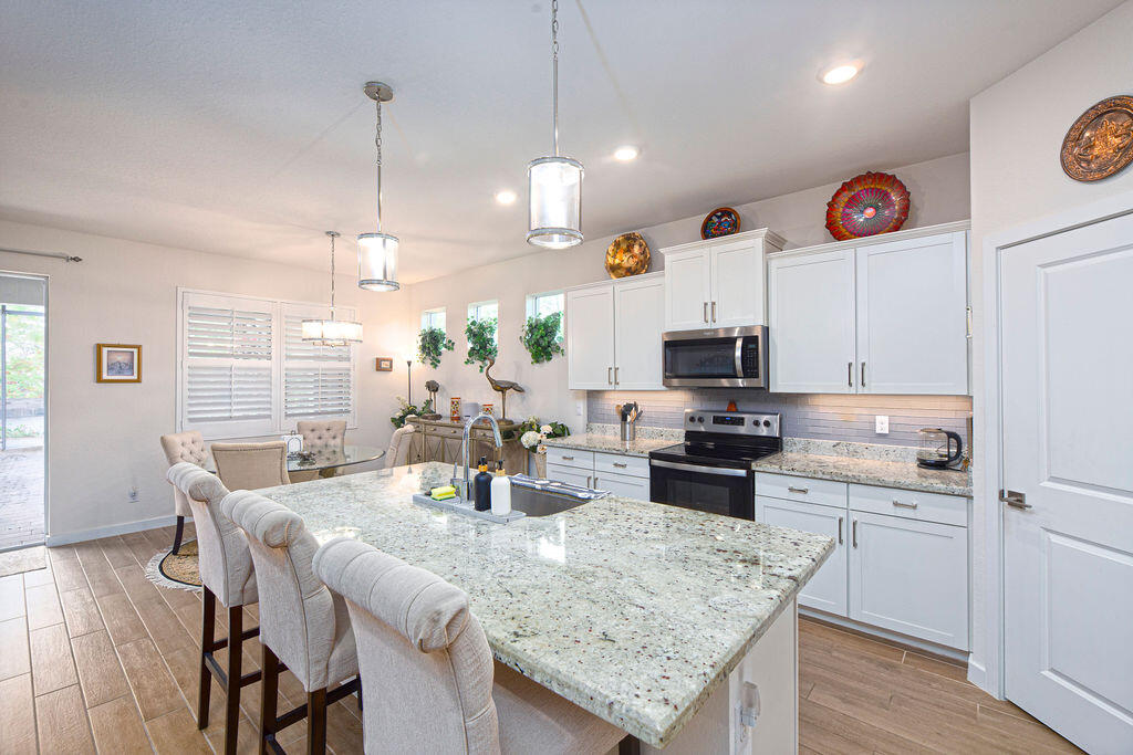 JENSEN VILLAGE - Residential