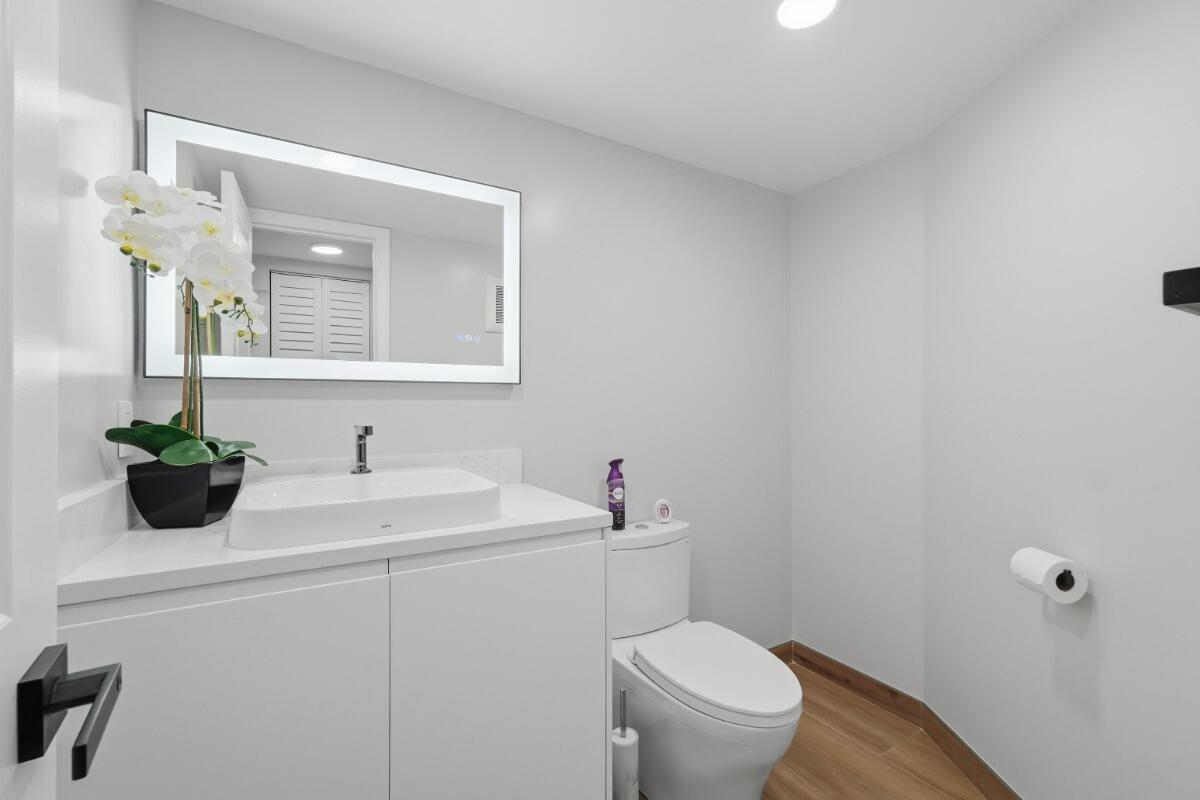 CONCORD VILLAGE CONDOMINIUM XI - Residential