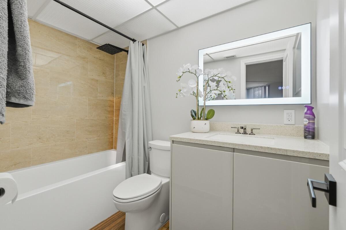 CONCORD VILLAGE CONDOMINIUM XI - Residential