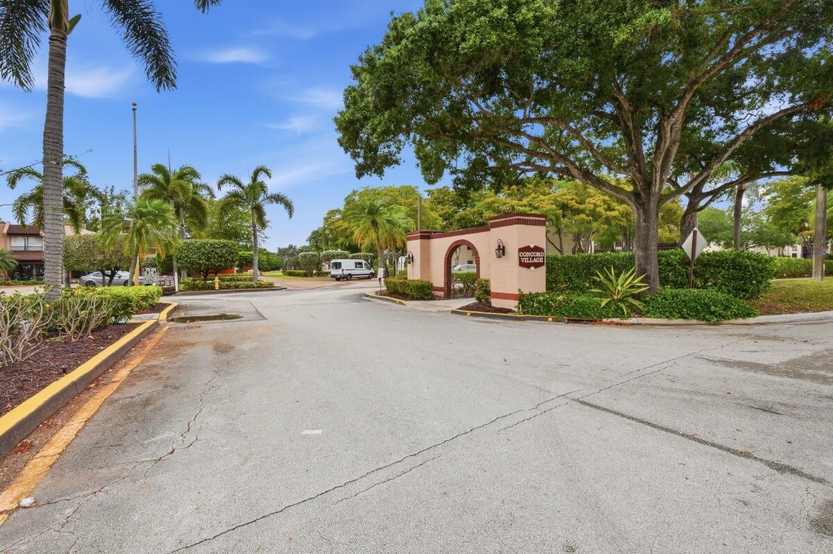 CONCORD VILLAGE CONDOMINIUM XI - Residential