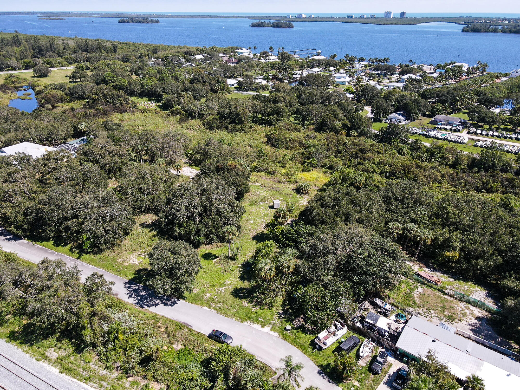MARINER OAKS VILLAGE - Land