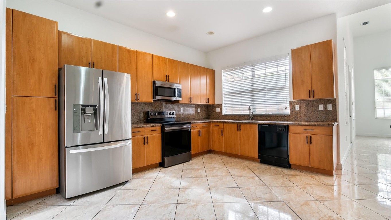 Meadow Pines 173-40 B - Residential