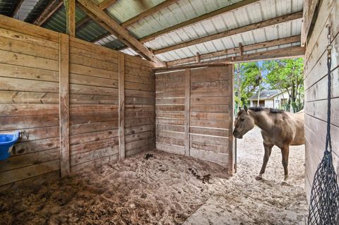 A home in Loxahatchee