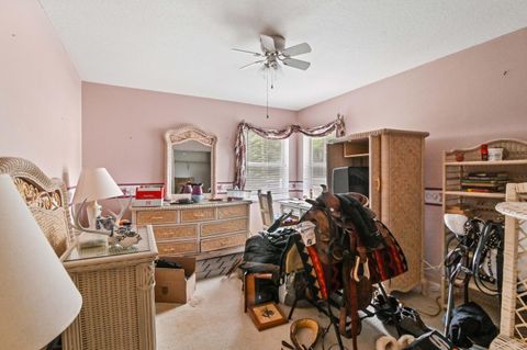 A home in Loxahatchee