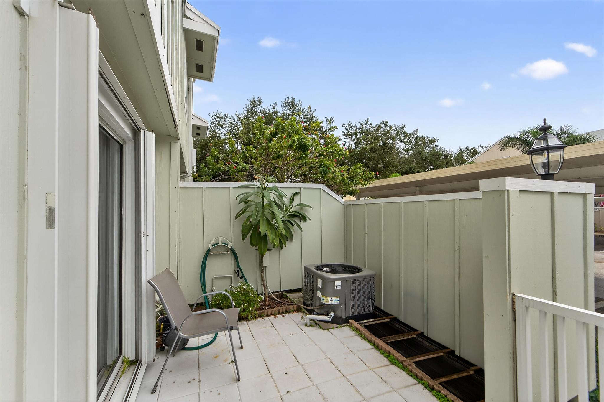 RIVERWALK 3 - Residential